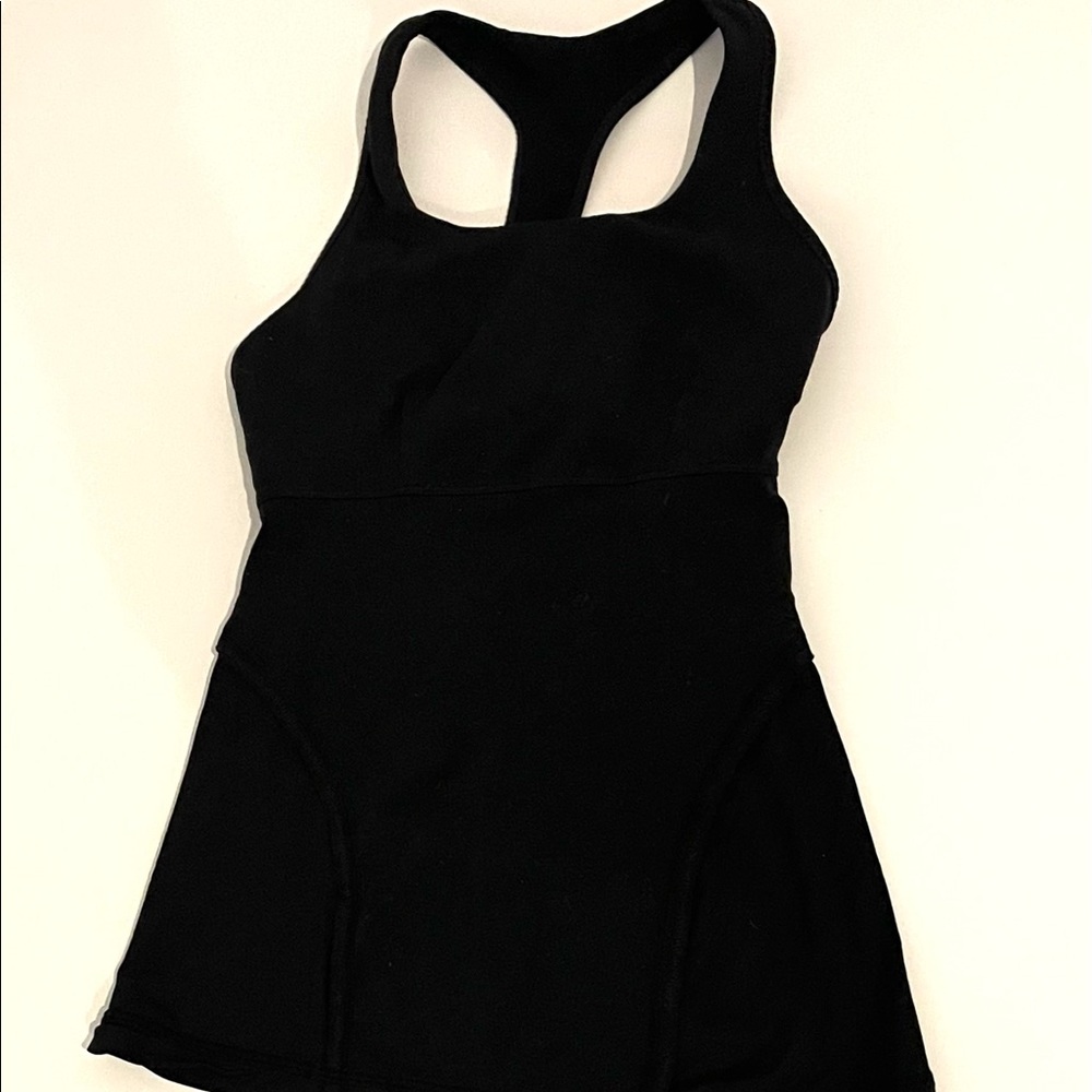 Lululemon black workout top with built in bra